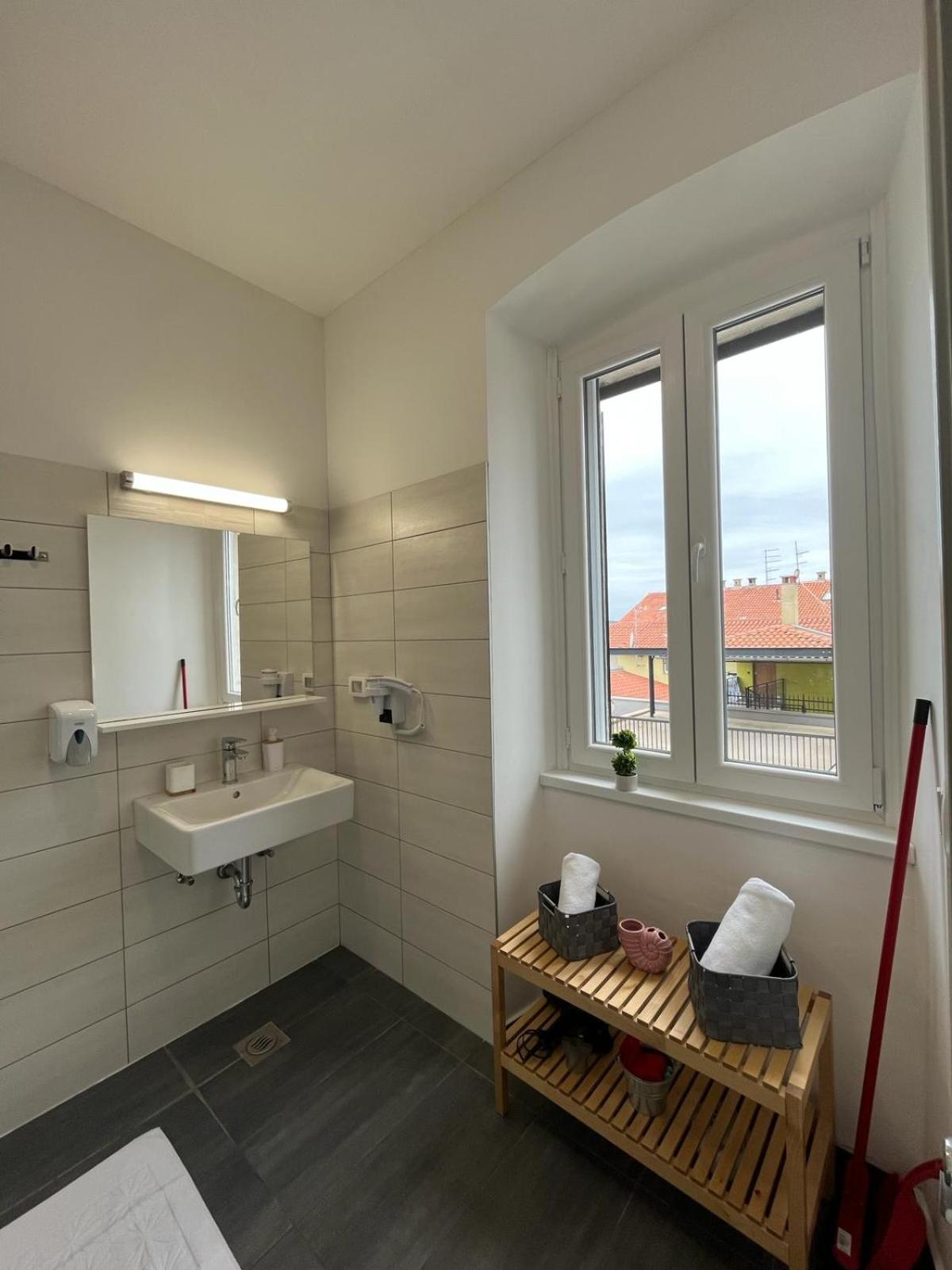 Apartment Arena Pula Ngoại thất bức ảnh