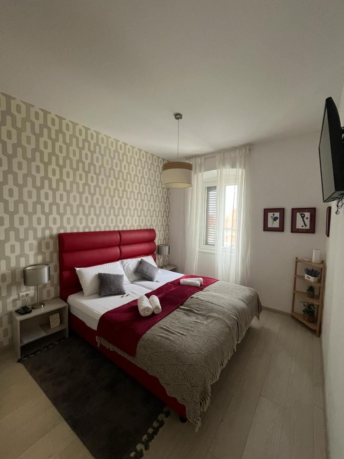 Apartment Arena Pula Ngoại thất bức ảnh