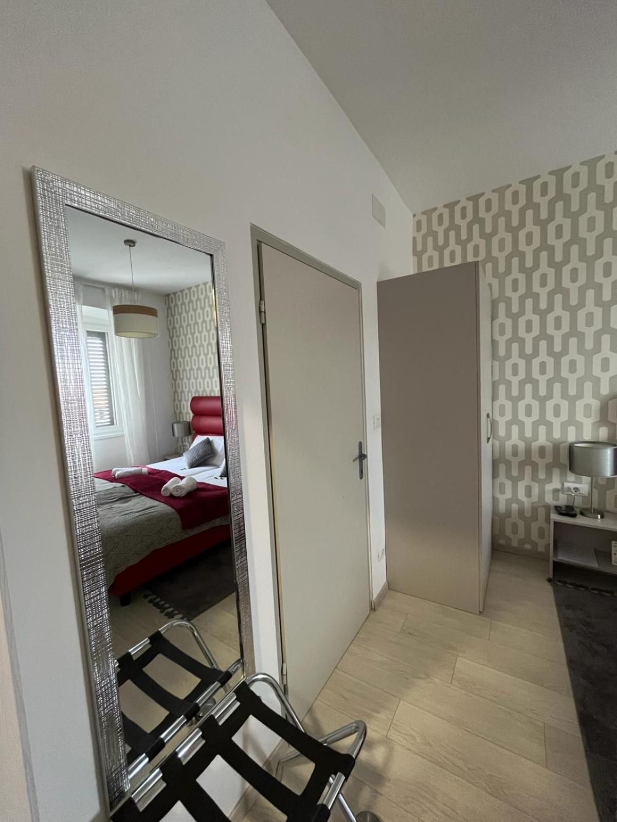 Apartment Arena Pula Phòng bức ảnh