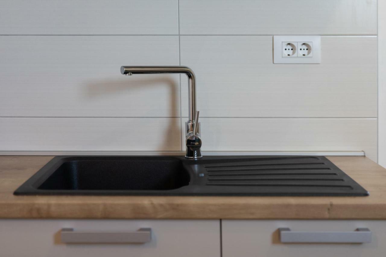 Apartment Arena Pula Ngoại thất bức ảnh